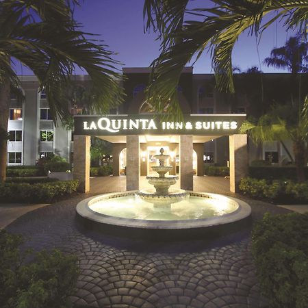 La Quinta By Wyndham Coral Springs South Hotel Bagian luar foto
