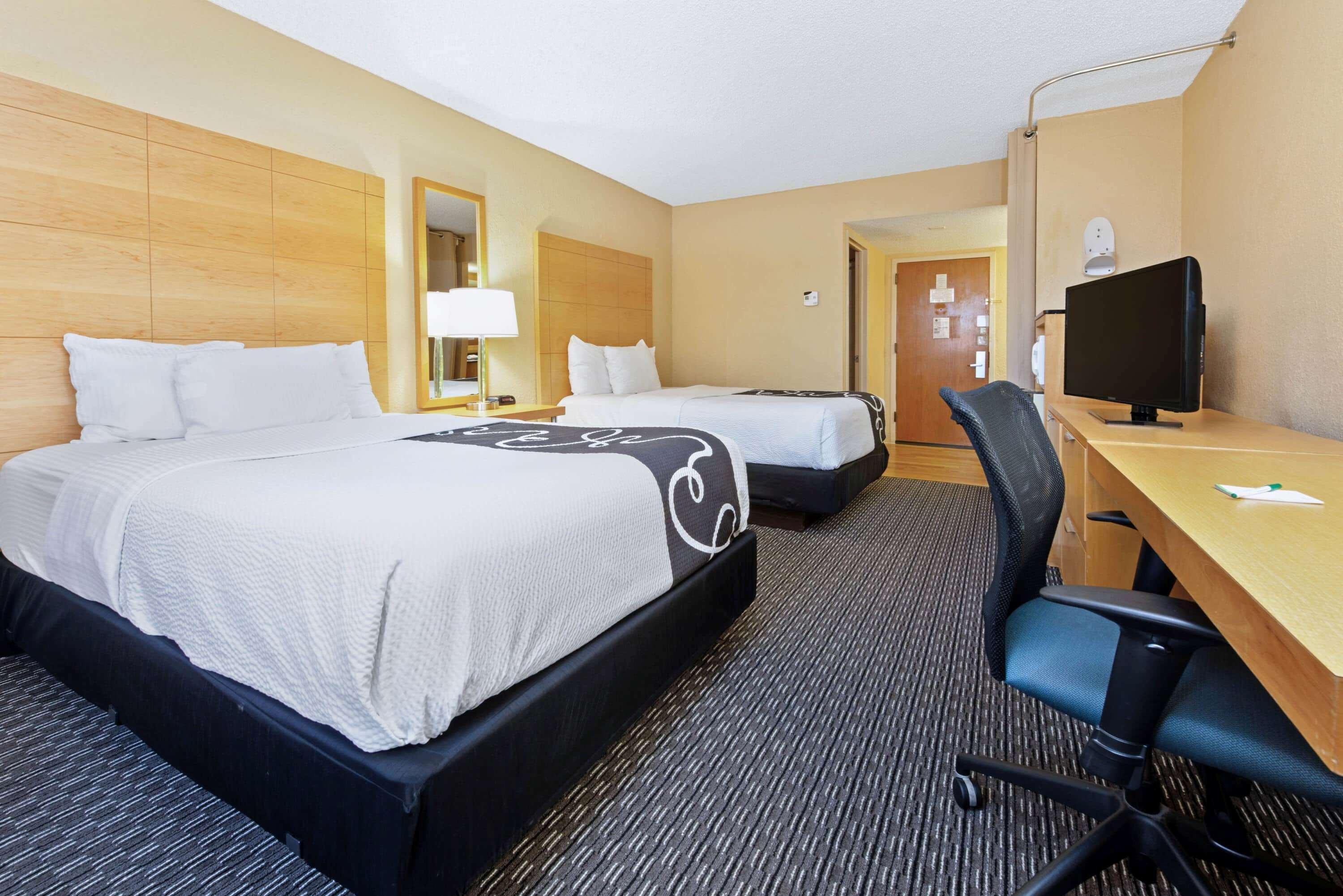 La Quinta By Wyndham Coral Springs South Hotel Bagian luar foto